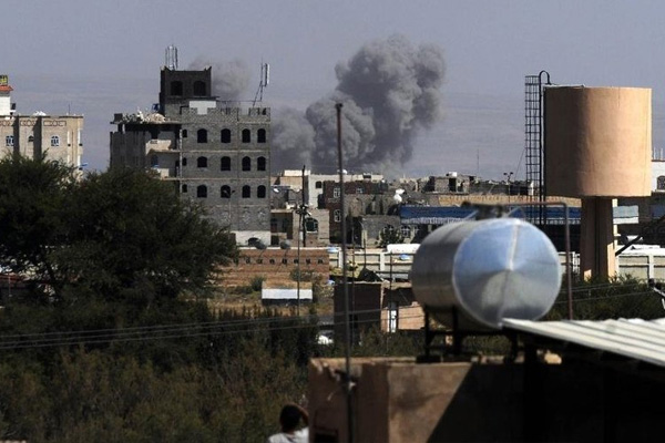 Suudi Arabistan uçakları İran Büyükelçiliği'ni vurdu