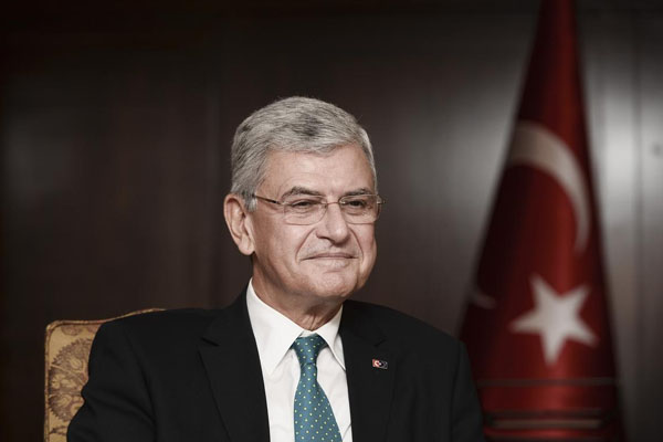 Bakan Bozkır: 36 yıl sonra vizesiz giriş