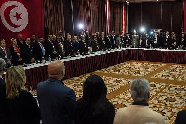 Nida Tunus Partisi'nin 16 milletvekili istifa etti