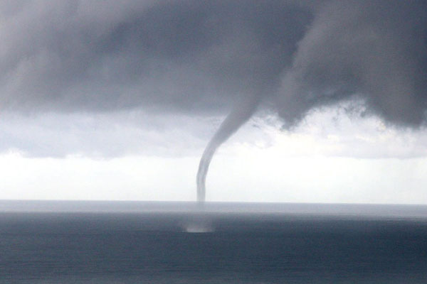 Hatay'da korkutan hortum