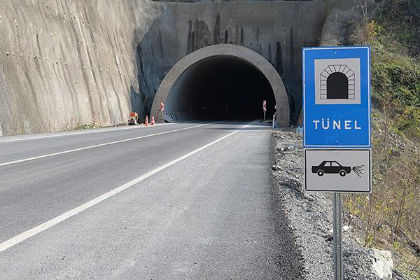 Karadeniz-Akdeniz Yolu Projesi'nin 1. etabı açıldı