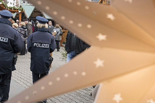 Köln'de ırkçı saldırı