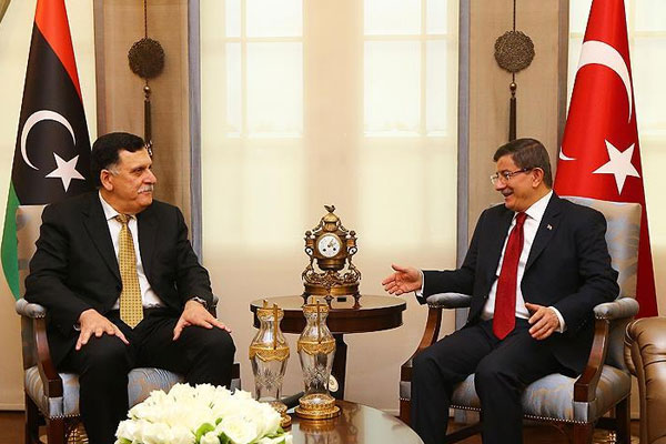 Davutoğlu Fayez Al-Sarraj ile görüştü
