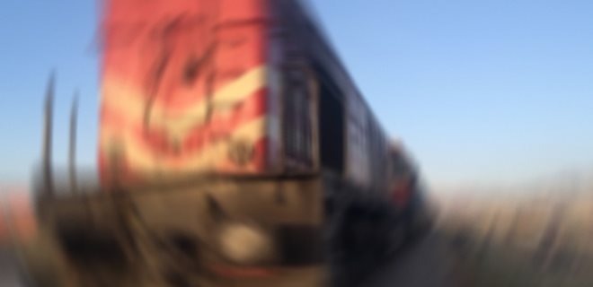 Yük trenine bombalı saldırı