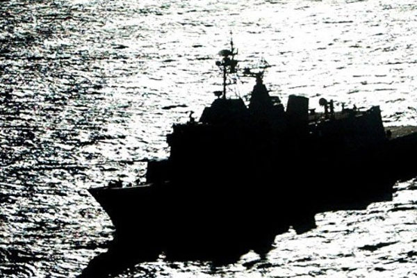 İran 2 ABD gemisine el koydu