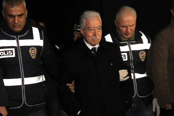 4 ilde dev operasyon: 30 kişiye gözaltı