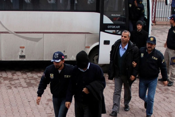 Kayseri’de 'paralel yapı' operasyonu: 6 gözaltı