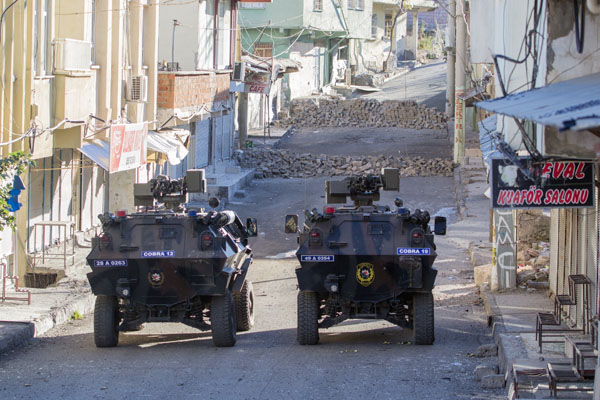 Diyarbakır'a takviye ekipler