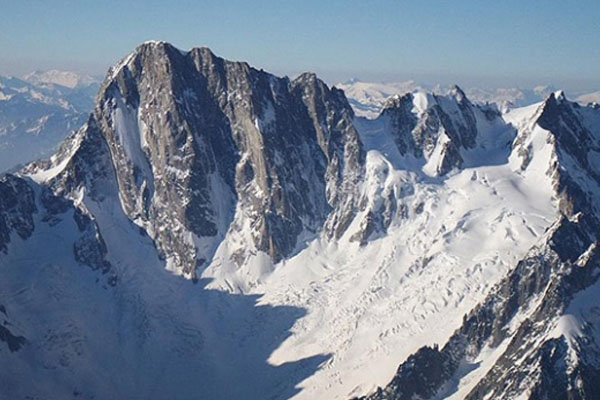 Fransa’da çığ düştü: 2 ölü