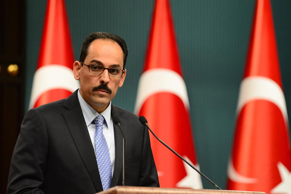 Kalın'dan akademisyenlere sert tepki