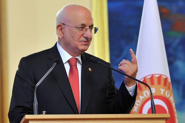 'Hüsrandan başka bir şey elde edemeyecekler'