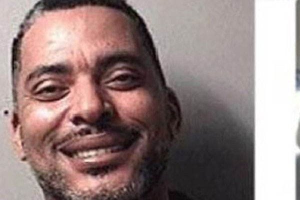 Polise selfie gönderince yakayı ele verdi