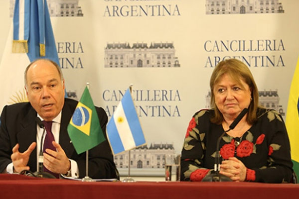 Arjantin ve Brezilya arasında yakın markaj