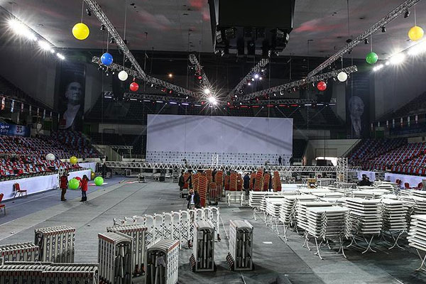 CHP'de kurultay hazırlıkları devam ediyor