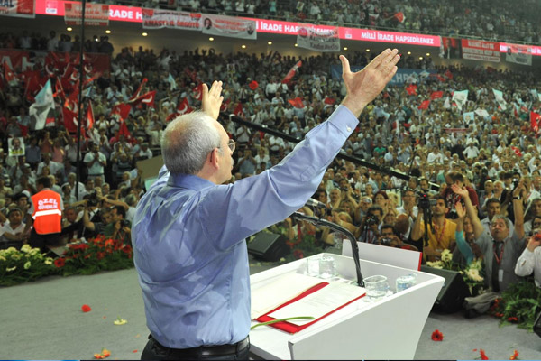 CHP'de kurultay günü