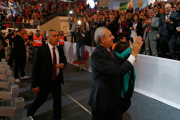 CHP'de sonuç bildirgesi kabul edildi