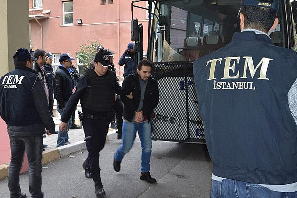 Sultanahmet saldırısında 16 şüpheliye tutuklama istemi