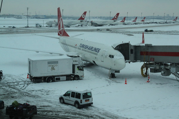 435 hava seferine 'kar' iptali