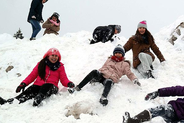 Bugün hangi illerde okullar tatil?