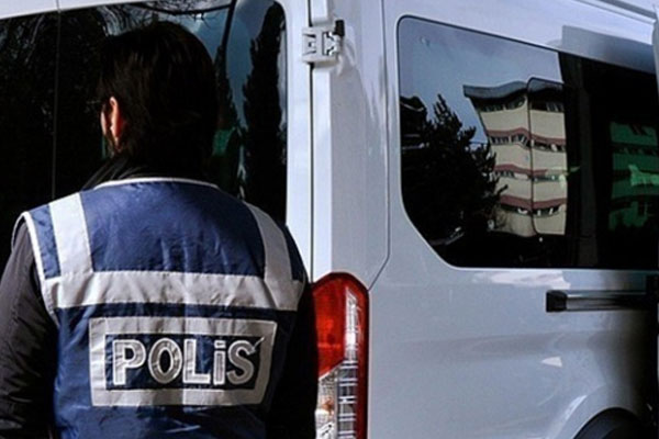 El yapımı patlayıcı infilak etti