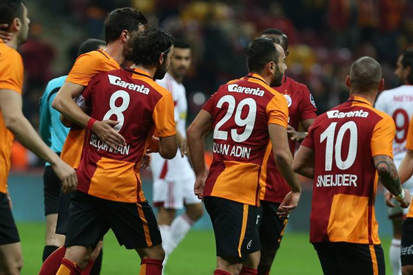 Maç Sonucu | Akhisarspor 3-0 Galatasaray | ÖZET - Fotomaç