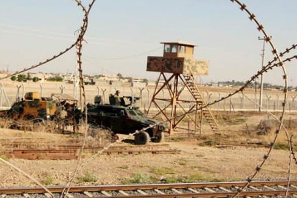 Türkiye 'Güvenli Bölge' için sınırı geçti