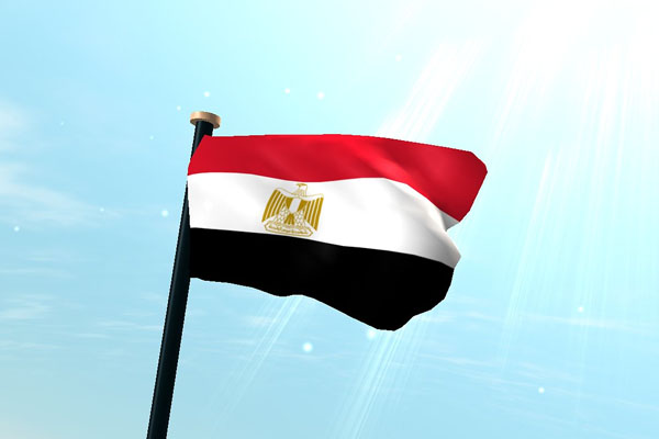 Mısır'da öğretim görevlilerine peçe yasağı