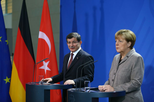 Berlin'de kritik görüşme