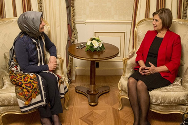 Sare Davutoğlu, Akıncı'yla görüştü