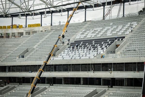 Vodafone Arena'da 1 işçi hayatını kaybetti