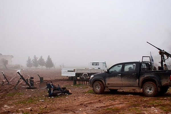 Muhalifler Cebel Ekrad'da ilerliyor