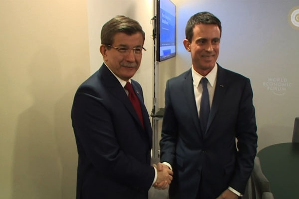 Davutoğlu Fransa Başbakanı ile görüştü