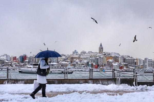 İstanbul'a 'kuvvetli kar' uyarısı