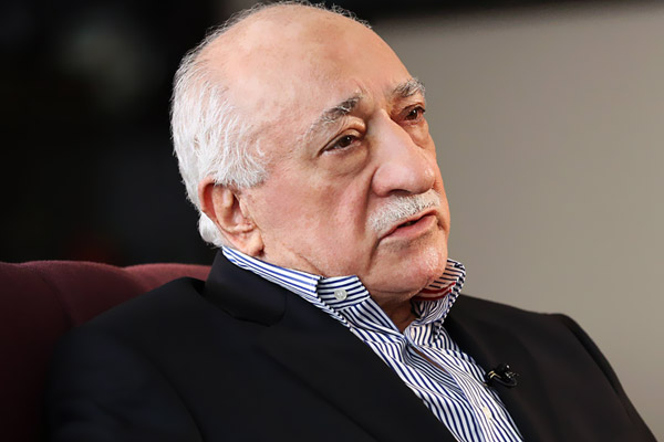 'Gülen hareketi hem ABD'ye hem de Türkiye'ye tehdittir'
