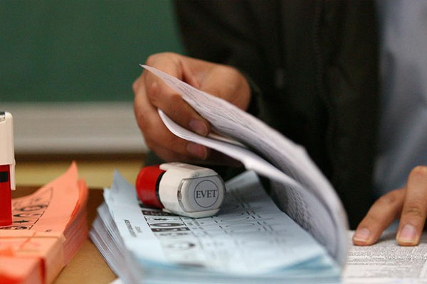 Siyasi Partiler ve Seçim Kanunu'nda değişiklik