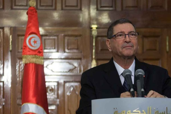 Essid: Gençliği kullanıyorlar