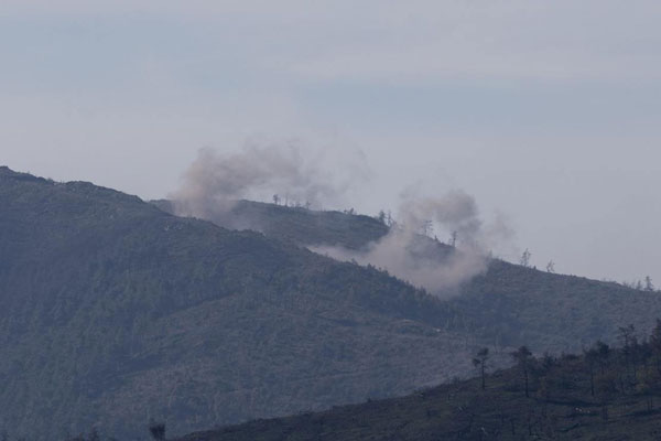 Rejim güçleri Türkmendağı'nda ilerliyor