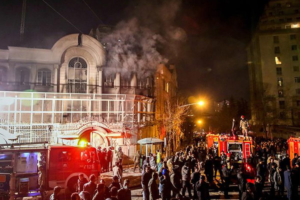 Tahran'daki elçilik baskınına 100 tutuklama