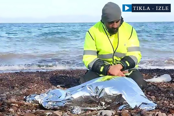 Suriyeli çocuğa Kur'an'la veda