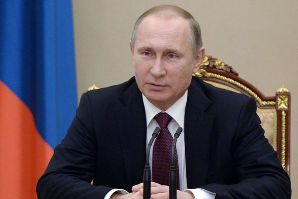 Putin'e 35 milyon dolarlık hediye