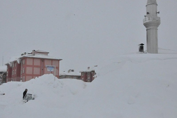 Bitlis kar altında