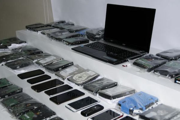 10 bin kişiyi dolandıran çete çökertildi