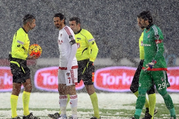 Beşiktaş'ın ertelenen maçlarının tarihleri belli oldu