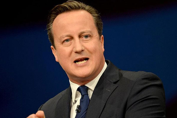 Cameron'ın 'bir avuç göçmen' sözüne tepki