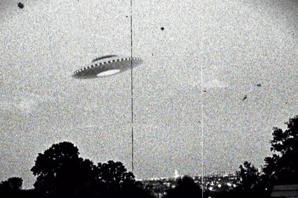 CIA, gizlediği UFO belgelerini açıkladı