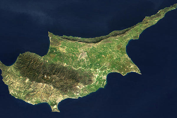 Rum Bakan toprak istedi