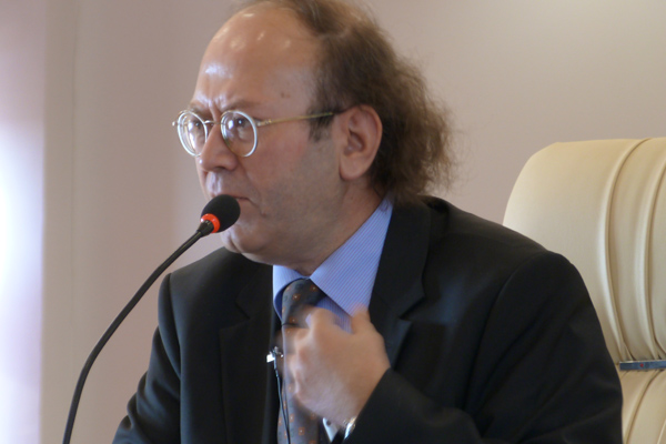 Kaplan: Küresel savaş, Türkiye üzerinden...