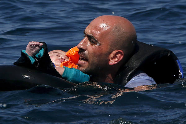 Yunan Bakan: Belçika 'mültecileri denize dökün' dedi