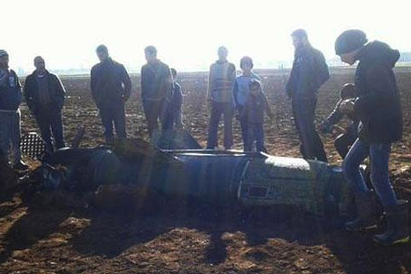 Rus balistik füzesi Türkiye sınırına düştü