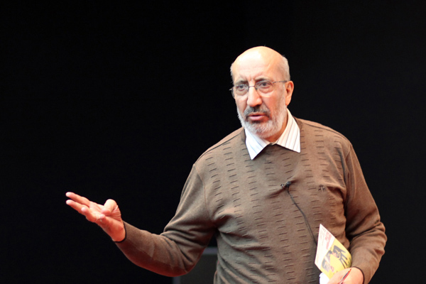 Abdurrahman Dilipak : Suriye bir bariyer mi?